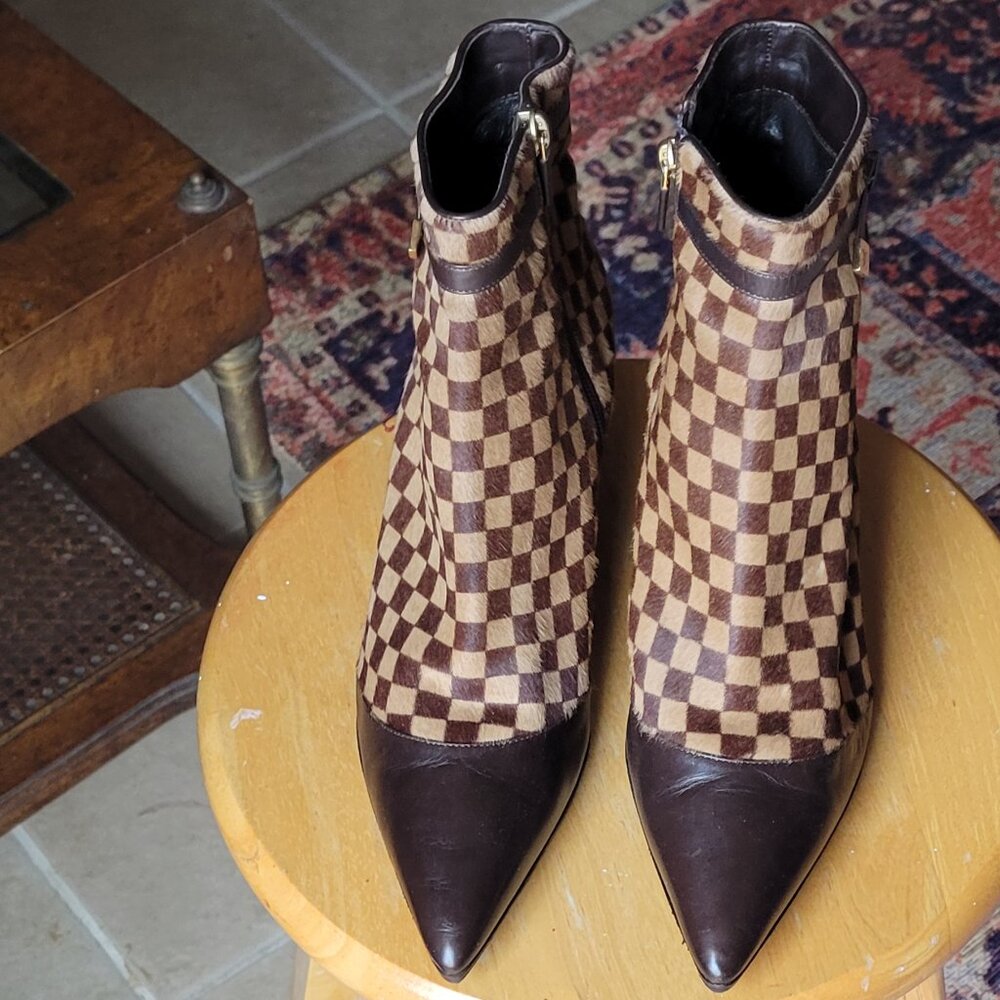 Louis Vuitton suede boots, size 38 EU